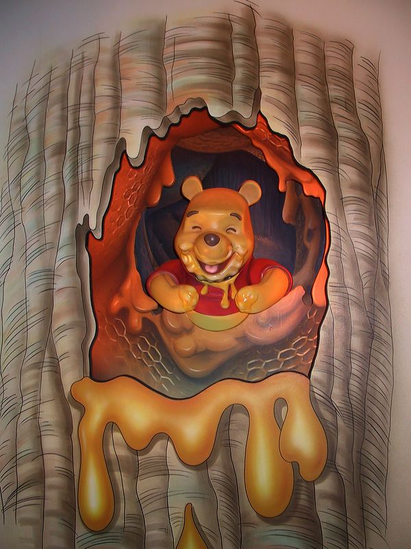 pooh_on_pooh_ride.jpg